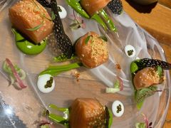 挪威三文鱼配法葱酱汁-AZUL by FUEL蓝色·法式酒馆(琶醍店)