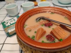 -在莲野·湖北民间菜·头牌松滋鸡(光谷步行街店)