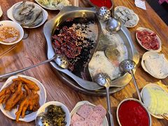 -储奇门鳝鱼火锅(总店)