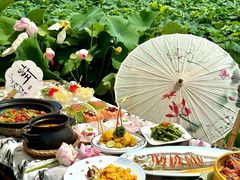 -七的湖·晚芳亭·阳澄湖农家菜·大闸蟹(莲花岛店)