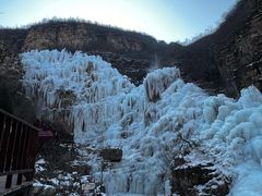 -大平台龙居瀑布旅游区