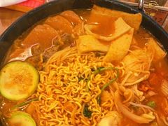 -WOW LUCKY创意韩料(龙阳广场店)