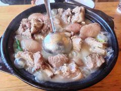 -老石黑山羊毛驴肉火锅(金凯广场店)