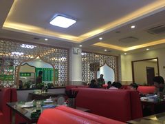 大堂-清真·玛丽亚新疆菜主题餐厅(浙江中路店)
