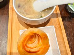 甜沫配油璇-明湖楼·经典鲁菜(大明湖店)