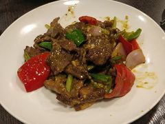 黄芥末酱炒牛肉-乾坤饭店