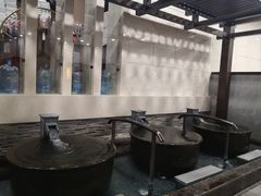 -碧中海汤泉汗蒸酒店