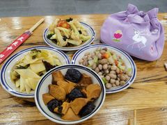 -忒关中·名小吃裤带面(钟楼店)