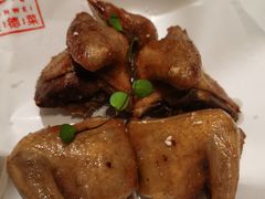 盐焗乳鸽-巡味顺德菜(龙华壹方城店)