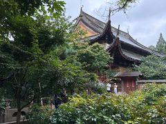 -龙华寺