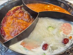 -卤校长重庆老火锅(南岗万达店)