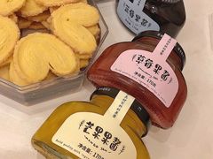 草莓果酱-美滋每客(太原龙湖苏宁百货店)