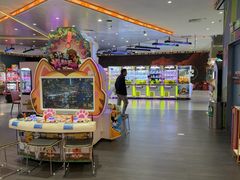 -反斗乐园π·电玩·高空拓展·蹦床(龙华天虹店)