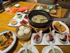 -小城粥道·海胆鲜虾粥(解放广场店)
