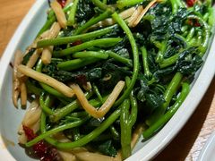 蒜蓉炒红薯叶-桂小厨广西菜(青秀万达店)