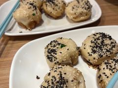 -小杨生煎(金山百联购物中心3楼店)