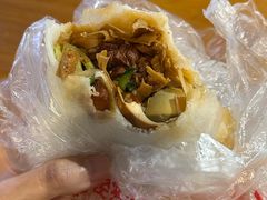 -老王芙蓉蛋卷饼(万达店)