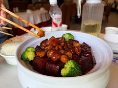 -鑫巴蜀小镇 · 水煮鱼专研店(玉桥店)