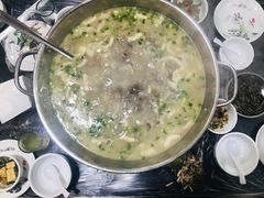 -正宗简阳羊肉汤(荣盛·布鲁明顿广场店)