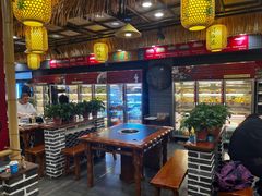 -川麻婆泥锅涮肚·串串火锅(物资学院店)