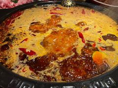 火锅底料-锅首鲜品火锅(鸳鸯店)