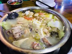 -泸州酸菜豆花火锅川师店