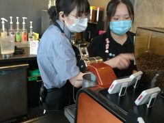 -星巴克臻选(成都太古里店)