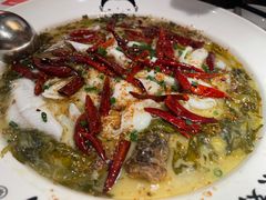 -江渔儿酸菜鱼(映月湖环宇城店)