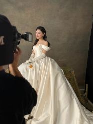 -乐派诗婚纱摄影