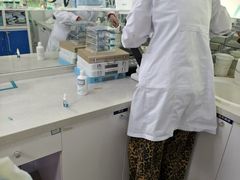 -上海大学附属上海和平眼科医院