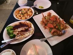 -TRIPLE 8 China Bar & Grill
