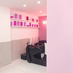 -SWANK SALON