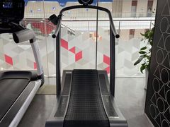 -帝豪斯健身俱乐部(市府恒隆广场店)