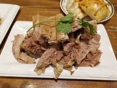 -清真·玛丽亚新疆菜主题餐厅(浙江中路店)