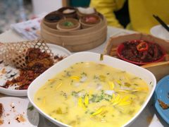 酸菜鱼片汤-避风塘(江桥万达店)