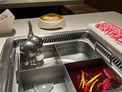 -海底捞火锅鲜切牛肉主题店(长寿路店)
