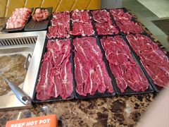 -牛里牛气· 榴莲海鲜鲜牛肉自助火锅·烤肉(横岗店)
