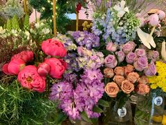 -FLOVIE FLORIST CAFE