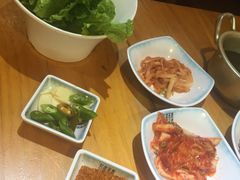 -唯成•韩国炭火烤肉 유성고기