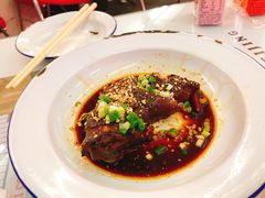 起飛小猪蹄-春麗吃飯公司(工体店)