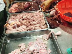 -标记美食新鲜猪杂(兴南大道店)
