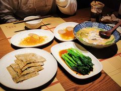 -荣家黄鱼面(前滩太古里店)