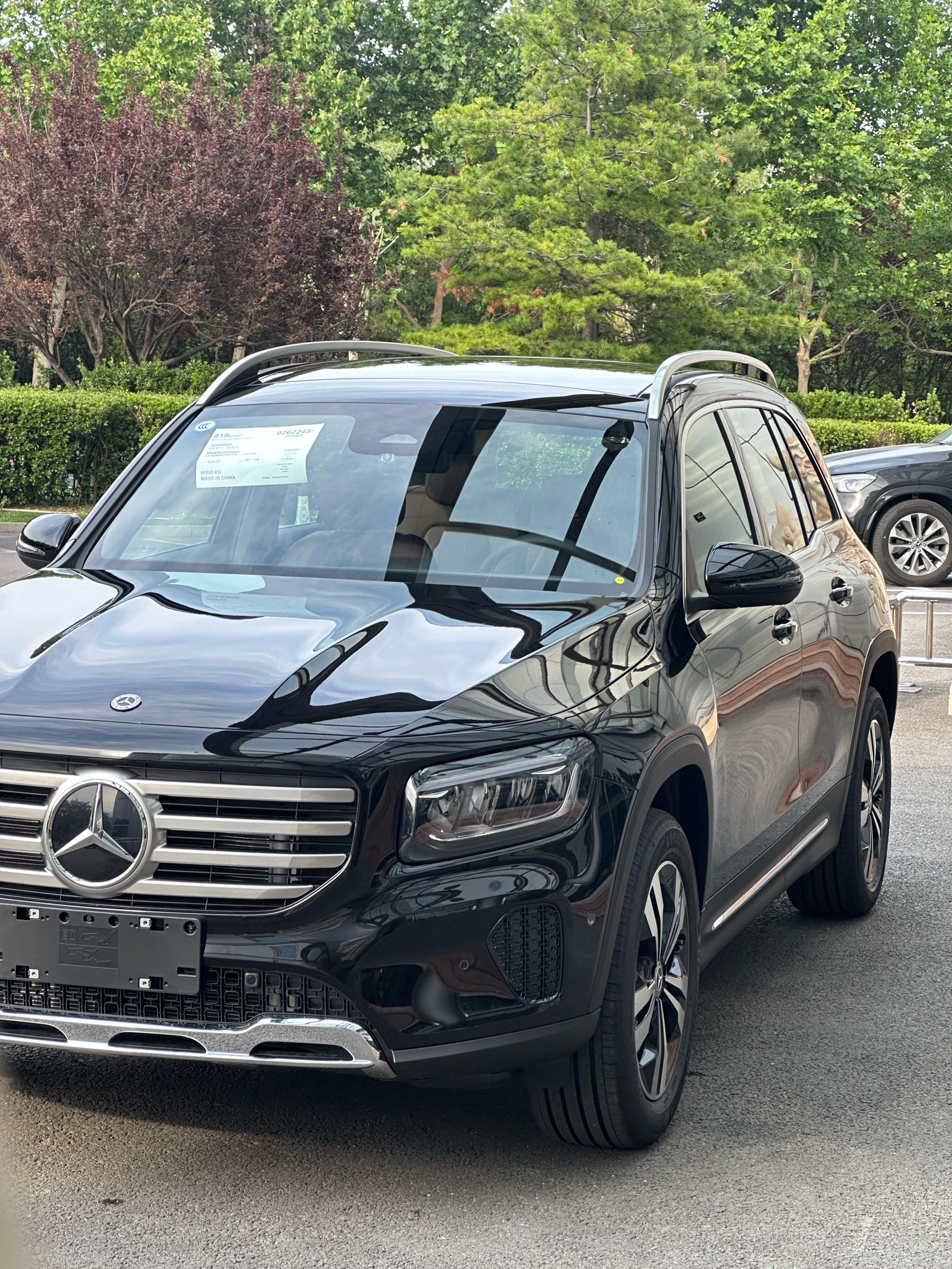 奔驰glb 贴完也是很帅的