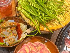 -阿山卓·野生菌火锅·纳西火塘烤肉