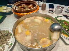 -肥仔文澳门猪骨煲(南京西路店)