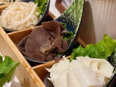 -汤宴·参须肚包鸡(南京路店)