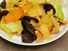 -爱的果实月嫂育婴师(世纪东方店)