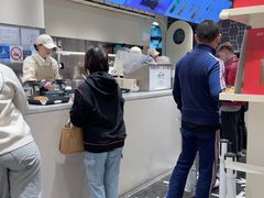 -HOT CRUSH趁热集合·现烤面包(环球港店)