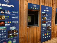 -怀托摩萤火虫洞