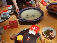 -何师傅美蛙鱼头(汉街店)